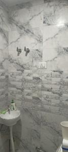 Bathroom Image of 450 Sq.ft 2 BHK Apartment / Flat for sale in Uttam Nagar New Delhi for Rs. 3700000
