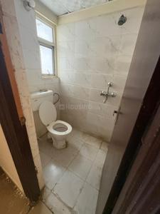 Bathroom Image of 1035 Sq.ft 2 BHK Apartment / Flat for sale in Ratan Pearls, Noida Extension Greater Noida for Rs. 8200000