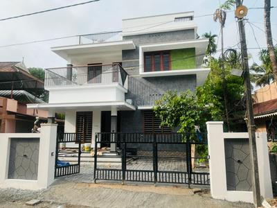 Image of 2000 Sq.ft 4 BHK Independent House for sale in Aluva, Kochi for Rs. 8500000