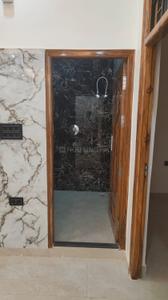 Bathroom Image of 2000 Sq.ft 2 BHK Builder Floor for rent in Vrindavan Yojana Lucknow for Rs. 15500