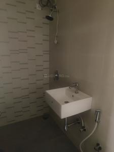 Bathroom Image of 600 Sq.ft 1 BHK Apartment / Flat for rent in Kalwa Thane for Rs. 30000