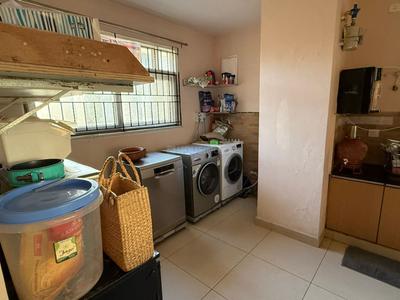 Kitchen Image of 2726 Sq.ft 4.5 BHK Apartment / Flat for sale in Prestige Falcon City, Konanakunte Bengaluru for Rs. 60000000