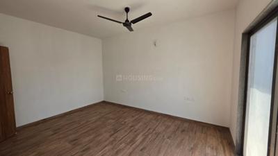 Bedroom Image of 1500 Sq.ft 4 BHK Independent House for rent in Sunpharma Road Vadodara for Rs. 20000
