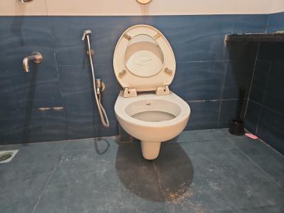 Image of 960 Sq.ft 2 BHK Apartment / Flat for sale in Supreme Lake Primrose, Powai, Mumbai for Rs. 24500000