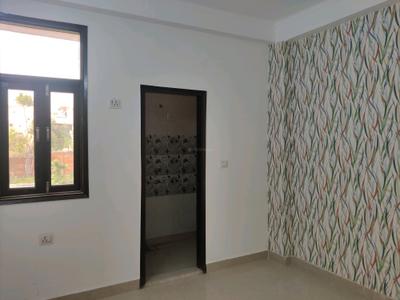 Bedroom Image of 750 Sq.ft 2 BHK Builder Floor for sale in DLF Ankur Vihar Ghaziabad for Rs. 2425450