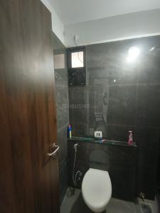Bathroom Image of 1350 Sq.ft 3 BHK Apartment / Flat for rent in Pride Wellington, Charholi Budruk Pune for Rs. 32000