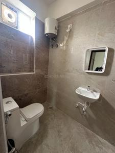 Bathroom Image of 2200 Sq.ft 4 BHK Apartment / Flat for rent in Kukatpally Hyderabad for Rs. 55000