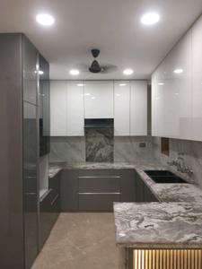 Kitchen Image of 2000 Sq.ft 3 BHK Builder Floor for sale in Mansarover Garden New Delhi for Rs. 35000000