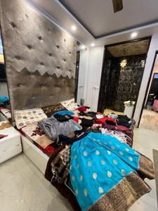 Bedroom Image of 1500 Sq.ft 3 BHK Builder Floor for rent in Mansarover Garden New Delhi for Rs. 60000