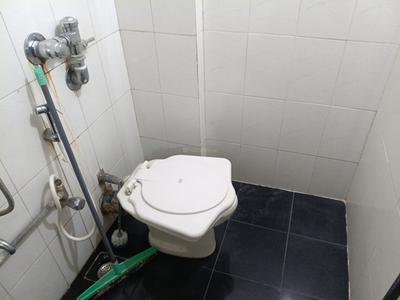 Image of 816 Sq.ft 2 BHK Apartment / Flat for rent in Evershine Millennium Paradise, Kandivali East, Mumbai for Rs. 55000