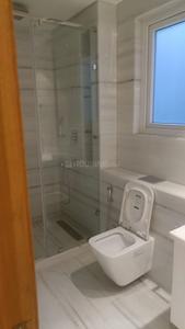 Bathroom Image of 4000 Sq.ft 4 BHK Builder Floor for sale in Safdarjung Development Area New Delhi for Rs. 120000000