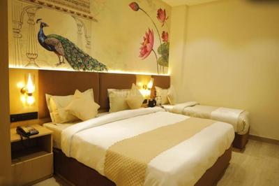 Bedroom Image of Stay luxury pg in Sector 42, Gurgaon