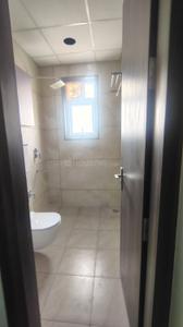 Bathroom Image of 2000 Sq.ft 3 BHK Independent House for rent in BPTP Amstoria , Sector 102 Gurgaon for Rs. 45000