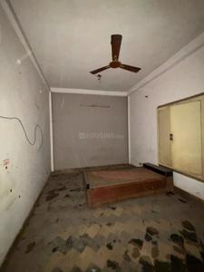 Bedroom Image of 990 Sq.ft 8 BHK Independent House for sale in Anand Parbat New Delhi for Rs. 20000000