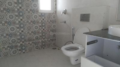 Bathroom Image of 1612 Sq.ft 3 BHK Apartment / Flat for sale in Ambika LA Parisian , Sector 66 Mohali for Rs. 24500000