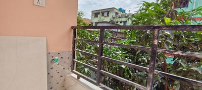 Balcony Image of 750 Sq.ft 2 BHK Apartment / Flat for sale in Hindmotor Hooghly for Rs. 2250000
