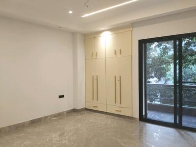 Bedroom Image of 2700 Sq.ft 4 BHK Builder Floor for sale in Ashok Vihar New Delhi for Rs. 70000000