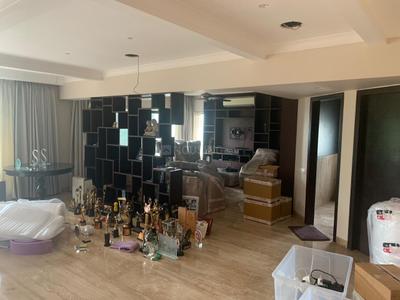 Hall Image of 6000 Sq.ft 4 BHK Apartment / Flat for sale in Juhu Mumbai for Rs. 450000000