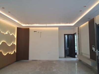 Living Room Image of 2250 Sq.ft 4 BHK Builder Floor for sale in Paschim Vihar New Delhi for Rs. 42000000