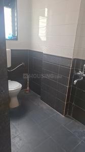 Bathroom Image of 350 Sq.ft 1 RK Apartment / Flat for rent in Wadgaon Sheri Pune for Rs. 12000