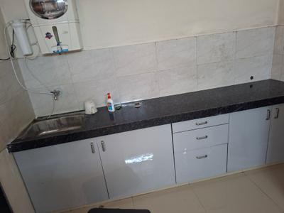 Kitchen Image of 490 Sq.ft 1 RK Apartment / Flat for rent in Fortune Dream Con Fortune Flowers, Geeta Nagar Vapi for Rs. 11000