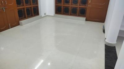 Living Room Image of 1800 Sq.ft 2 BHK Builder Floor for rent in Kamta Lucknow for Rs. 18000