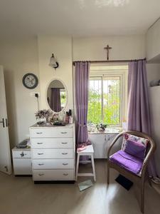 Bedroom Image of 710 Sq.ft 2 BHK Apartment / Flat for sale in Khar West Mumbai for Rs. 40000000