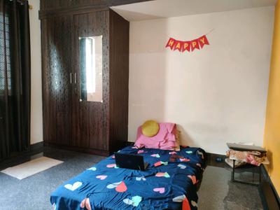 Bedroom Image of 700 Sq.ft 2 BHK Builder Floor for rent in Munnekollal Bengaluru for Rs. 27000