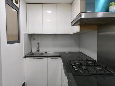 Kitchen Image of 1000 Sq.ft 2 BHK Apartment / Flat for sale in Lodha Venezia, Parel Mumbai for Rs. 40000000