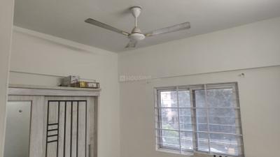 Bedroom Image of 571 Sq.ft 1 BHK Apartment / Flat for rent in Amanora Park Town, Hadapsar Pune for Rs. 29000