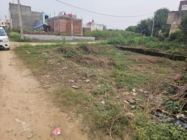 Dhoom Manikpur Main Image 1