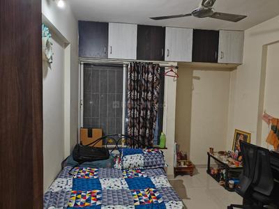 Bedroom Image of 950 Sq.ft 2 BHK Apartment / Flat for rent in Lohegaon Pune for Rs. 25000