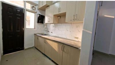 Kitchen Image of 1295 Sq.ft 3 BHK Apartment / Flat for rent in Supertech Cape Town, Sector 74 Noida for Rs. 29000