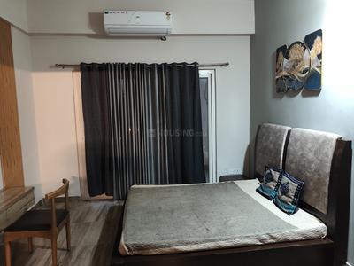 Bedroom Image of 880 Sq.ft 1 BHK Apartment / Flat for sale in Paramount Golfforeste Premium Apartments, Surajpur Greater Noida for Rs. 6000000