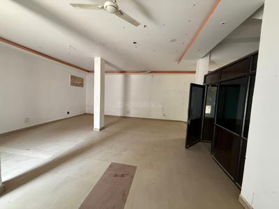 1 RK Independent Builder Floor