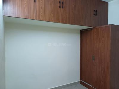 Bedroom Image of 1370 Sq.ft 3 BHK Apartment / Flat for rent in Ramapuram Chennai for Rs. 40000