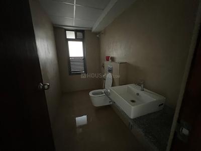 Bathroom Image of 2000 Sq.ft 3.5 BHK Apartment / Flat for sale in Adani Atelier Greens, Mundhwa Pune for Rs. 32000000