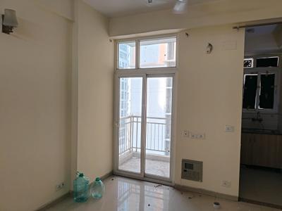 Living Room Image of 600 Sq.ft 1 BHK Apartment / Flat for rent in Rishabh Cloud 9 Towers, Vaishali Ghaziabad for Rs. 20000