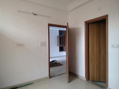 Bedroom Image of 1300 Sq.ft 3 BHK Apartment / Flat for sale in Chhattarpur New Delhi for Rs. 9500000