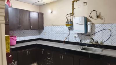 Kitchen Image of 1650 Sq.ft 3 BHK Apartment / Flat for sale in Indirapuram Ghaziabad for Rs. 17500000