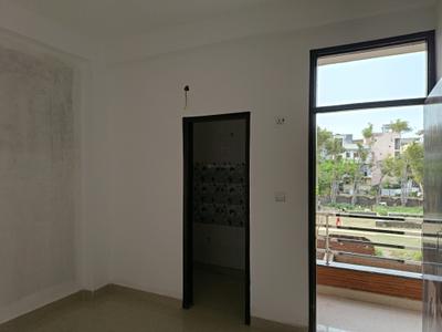 Bedroom Image of 750 Sq.ft 2 BHK Builder Floor for sale in DLF Ankur Vihar Ghaziabad for Rs. 2330422