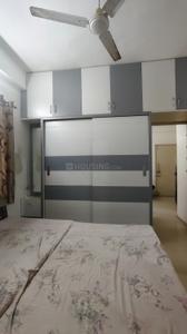 Bedroom Image of 910 Sq.ft 1 BHK Apartment / Flat for rent in Makarba Ahmedabad for Rs. 22000