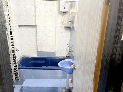 Bathroom Image of 1787 Sq.ft 3 BHK Apartment / Flat for sale in Sanklecha The Metrozone, Indira Nagar Nashik for Rs. 9500000