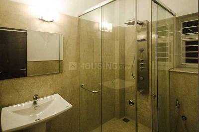 Bathroom Image of 5960 Sq.ft 5 BHK Villa for rent in Karapakkam Chennai for Rs. 110000