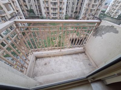 Balcony Image of 700 Sq.ft 2 BHK Apartment / Flat for rent in Shree Vardhman Mantra, Sector 67 Gurgaon for Rs. 20500