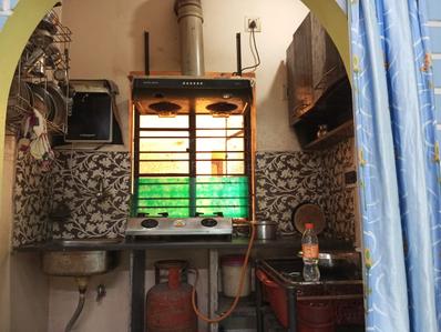 Kitchen Image of 1250 Sq.ft 3 BHK Apartment / Flat for sale in Purba Barisha Kolkata for Rs. 4200000
