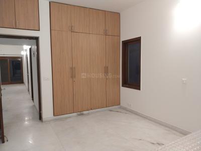 Bedroom Image of 1400 Sq.ft 3 BHK Builder Floor for rent in Safdarjung Enclave New Delhi for Rs. 80000