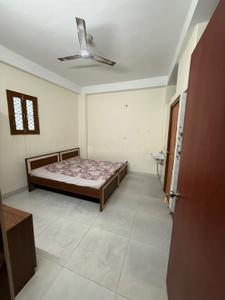 Bedroom Image of 300 Sq.ft 1 RK Apartment / Flat for rent in Chhattarpur New Delhi for Rs. 11000