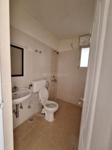 Bathroom Image of 800 Sq.ft 2 BHK Apartment / Flat for sale in Shree Vardhman Mantra, Sector 67 Gurgaon for Rs. 7000000