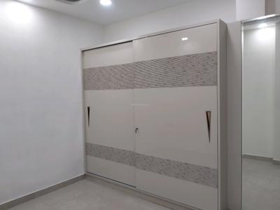 Bedroom Image of 1100 Sq.ft 3 BHK Apartment / Flat for sale in Shalimar Bagh New Delhi for Rs. 16000000